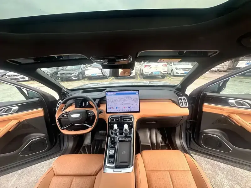 2026 Geely Boyue L с пробегом 2 500 км