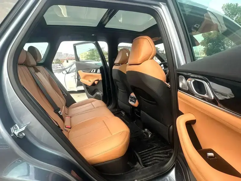 2026 Geely Boyue L с пробегом 2 500 км