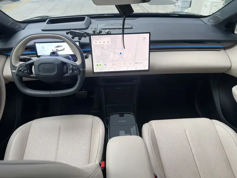 2025 Lynk & Co Z20 с пробегом 27 000 км