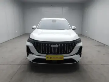2025 Geely Boyue L с пробегом 2 900 км