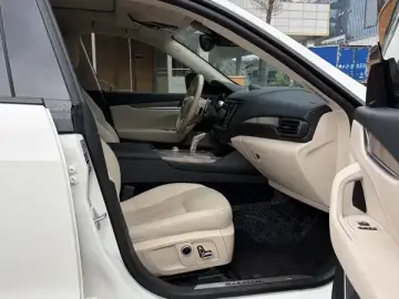 2021 Maserati Levante с пробегом 48 000 км