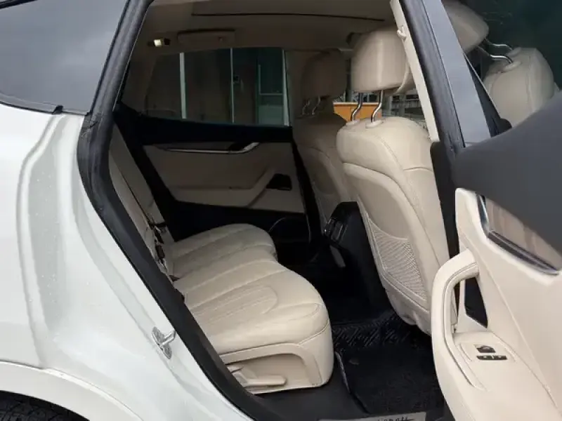 2021 Maserati Levante с пробегом 48 000 км
