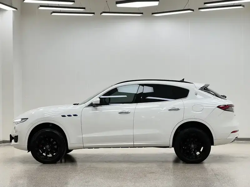 2022 Maserati Levante с пробегом 47 200 км