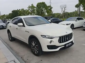 2019 Maserati Levante с пробегом 64 500 км