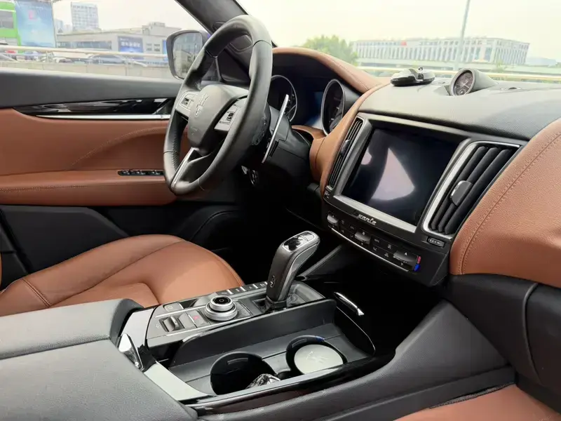 2019 Maserati Levante с пробегом 92 000 км