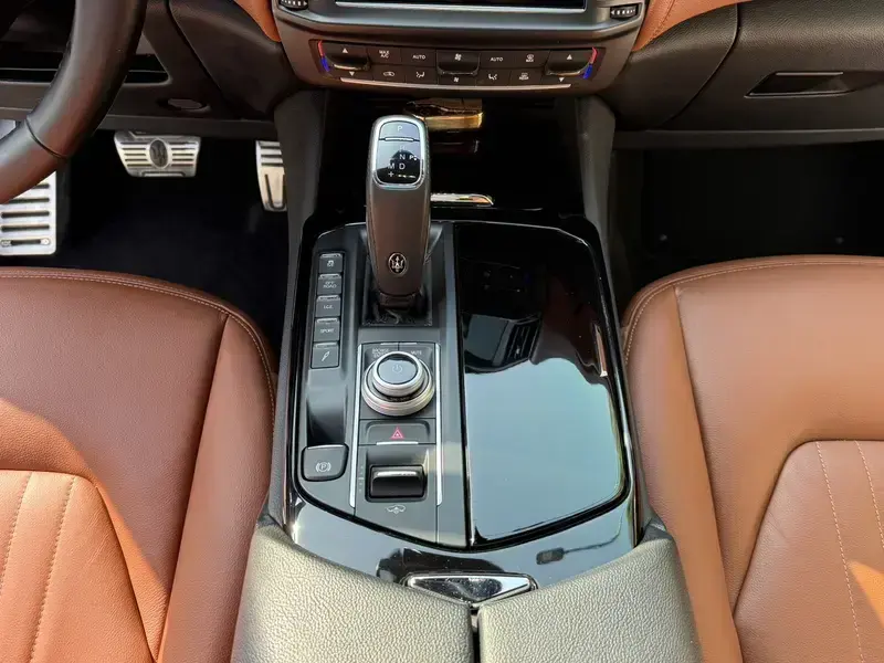 2021 Maserati Levante с пробегом 101 000 км