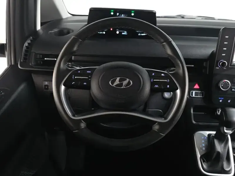 2022 Hyundai Staria с пробегом 88 032 км