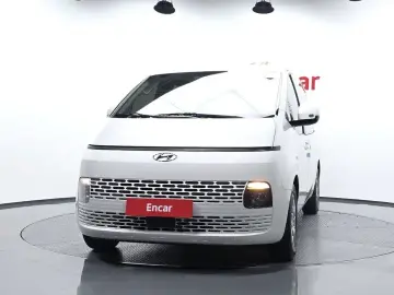 2022 Hyundai Staria с пробегом 98 469 км