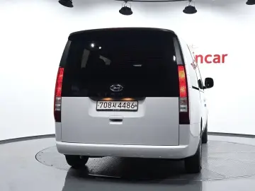 2022 Hyundai Staria с пробегом 98 469 км
