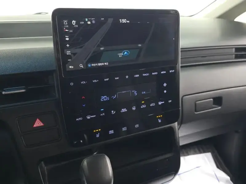 2022 Hyundai Staria с пробегом 98 469 км