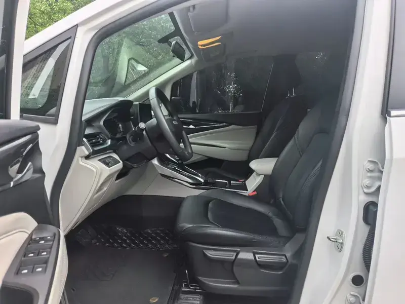 2022 Maxus G50 с пробегом 74 000 км
