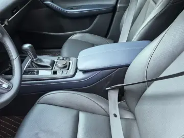 2022 Mazda CX-30 с пробегом 35 000 км