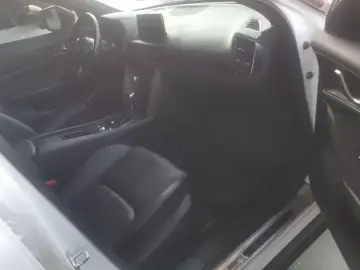 2020 Mazda CX-4 с пробегом 90 000 км