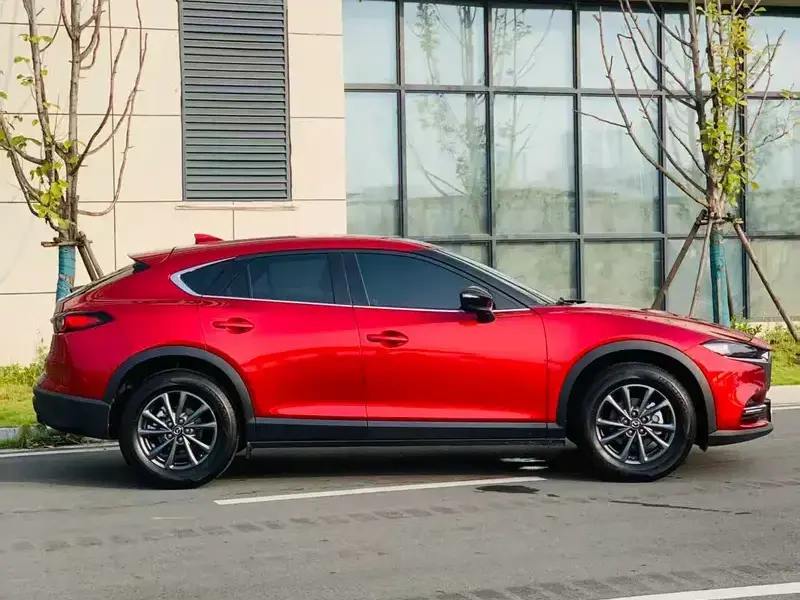 2021 Mazda CX-4 с пробегом 48 000 км