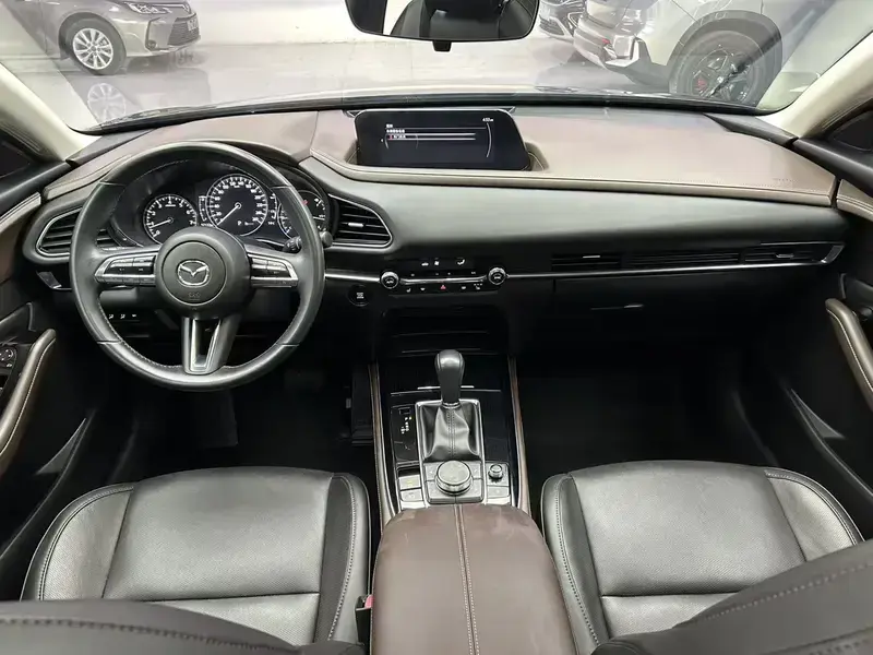 2021 Mazda CX-30 с пробегом 57 000 км