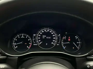 2021 Mazda CX-30 с пробегом 8 000 км