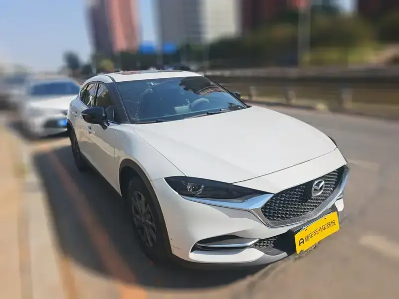 2020 Mazda CX-4 с пробегом 32 000 км