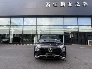 2025 Mercedes-Benz EQS SUV с пробегом 300 км