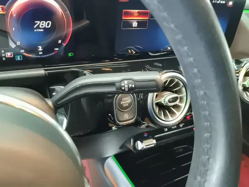 2020 Mercedes-Benz GLA с пробегом 65 000 км