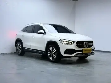 2023 Mercedes-Benz GLA с пробегом 70 500 км