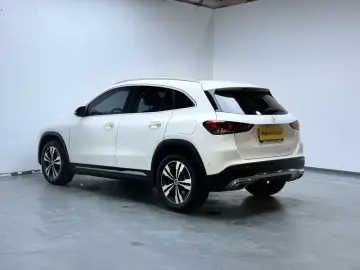 2023 Mercedes-Benz GLA с пробегом 70 500 км