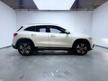 2023 Mercedes-Benz GLA с пробегом 70 500 км
