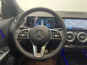 2020 Mercedes-Benz GLA с пробегом 65 000 км