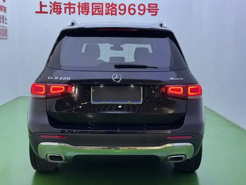 2023 Mercedes-Benz GLB с пробегом 76 000 км