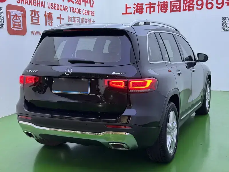 2023 Mercedes-Benz GLB с пробегом 76 000 км