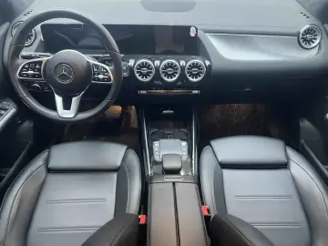 2022 Mercedes-Benz GLA с пробегом 40 000 км
