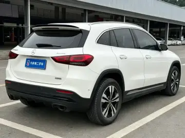 2020 Mercedes-Benz GLA с пробегом 61 000 км