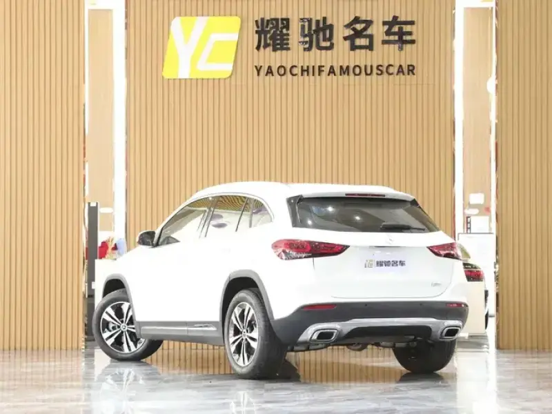 2023 Mercedes-Benz GLA с пробегом 30 400 км