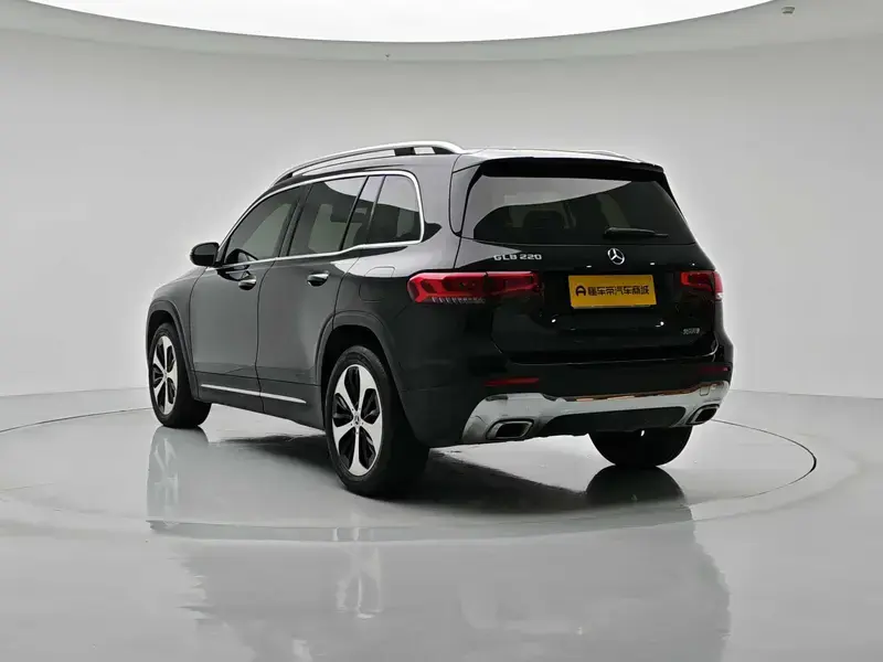 2022 Mercedes-Benz GLB с пробегом 50 000 км