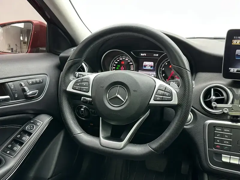 2019 Mercedes-Benz GLA с пробегом 42 100 км