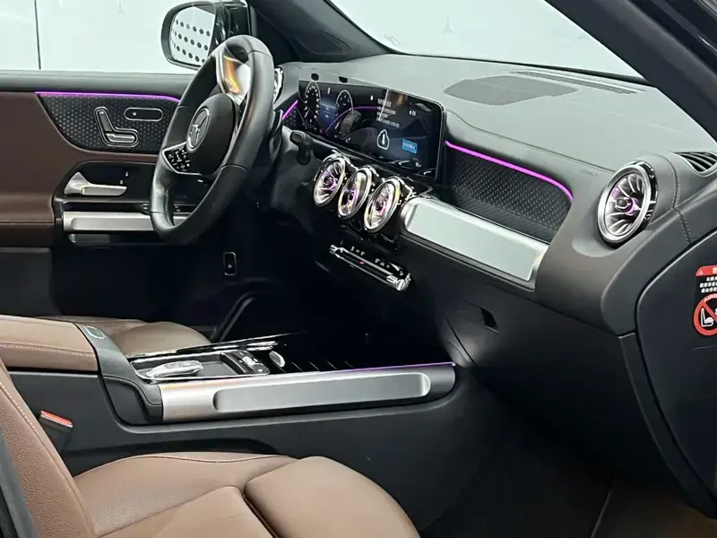2025 Mercedes-Benz GLB с пробегом 15 000 км
