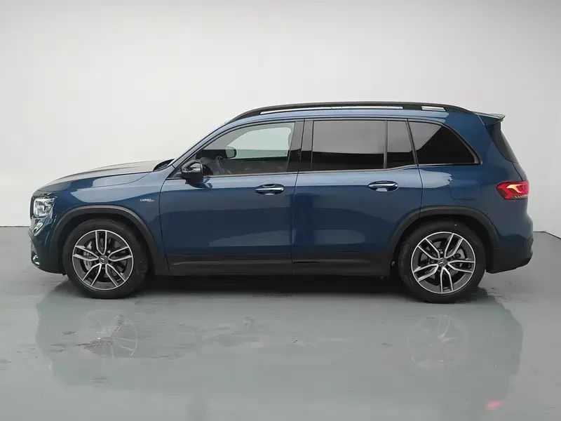 2022 Mercedes-Benz GLB AMG с пробегом 27 300 км