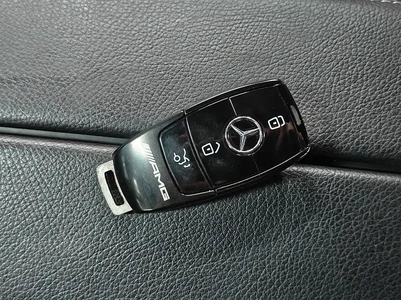 2022 Mercedes-Benz GLB AMG с пробегом 27 300 км