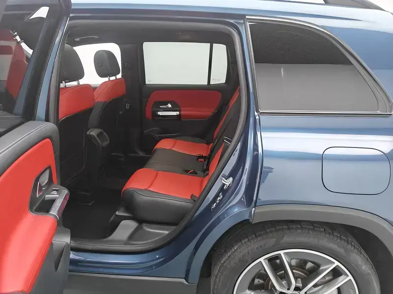 2022 Mercedes-Benz GLB AMG с пробегом 27 300 км