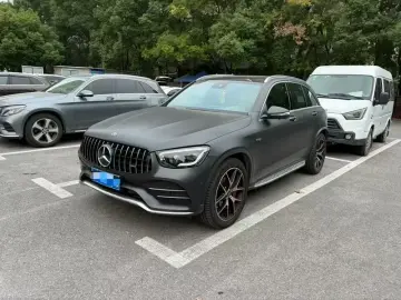 Mercedes-Benz GLC AMG
