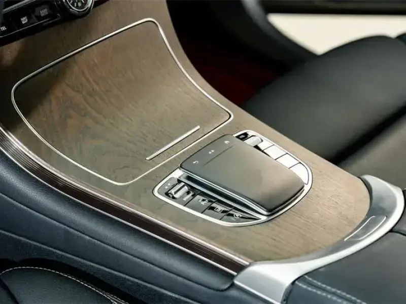 2022 Mercedes-Benz GLC с пробегом 25 500 км