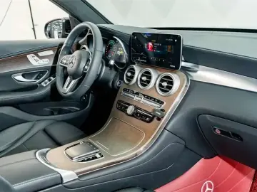 2022 Mercedes-Benz GLC с пробегом 25 500 км