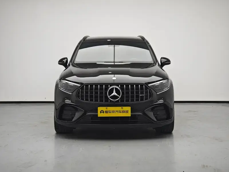 2024 Mercedes-Benz GLC AMG с пробегом 6 400 км