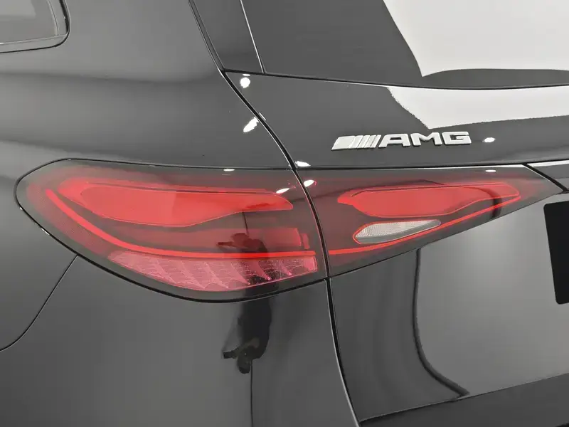 2024 Mercedes-Benz GLC AMG с пробегом 6 400 км