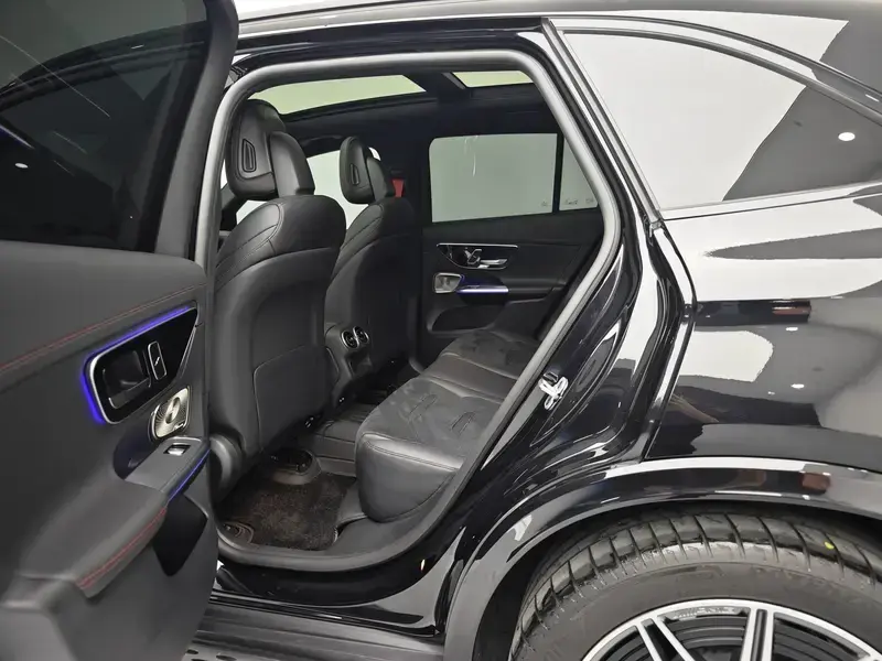 2024 Mercedes-Benz GLC AMG с пробегом 6 400 км