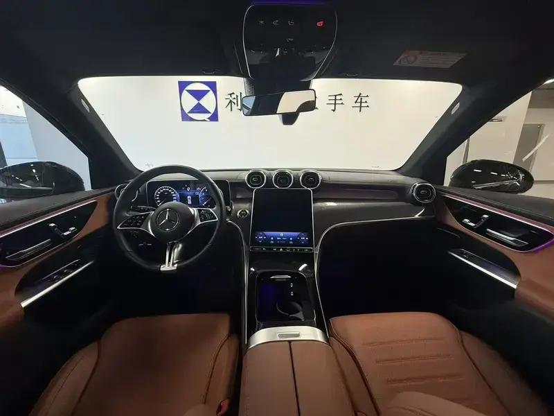 2024 Mercedes-Benz GLC с пробегом 14 000 км