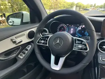 2020 Mercedes-Benz GLC с пробегом 23 000 км