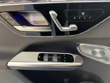 2025 Mercedes-Benz GLC AMG с пробегом 11 000 км
