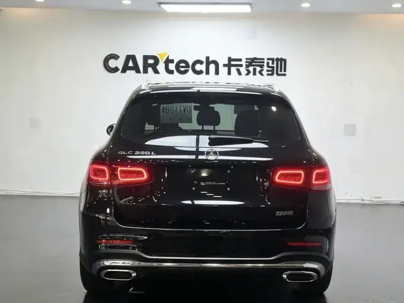 2020 Mercedes-Benz GLC с пробегом 63 000 км