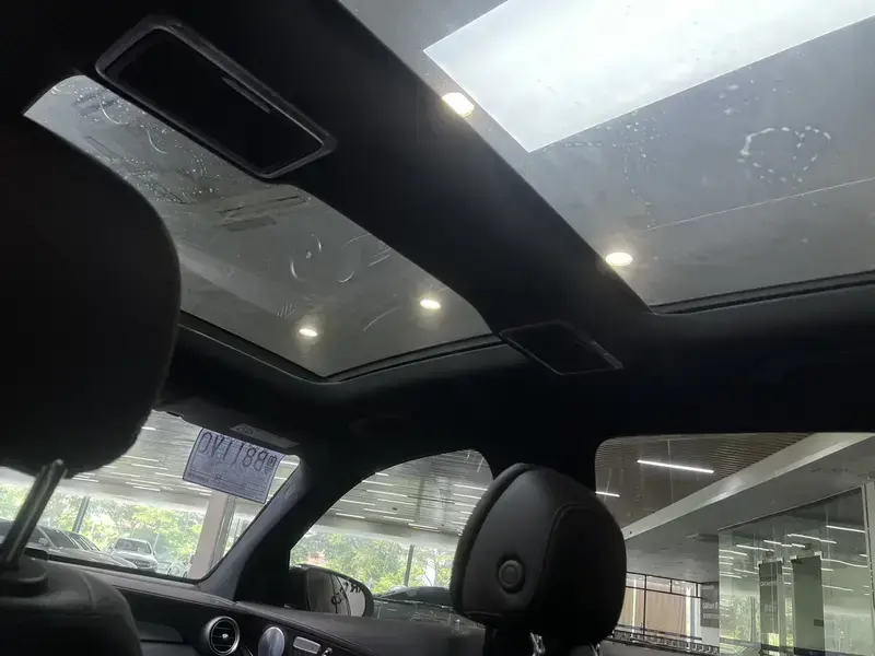 2020 Mercedes-Benz GLC с пробегом 63 000 км