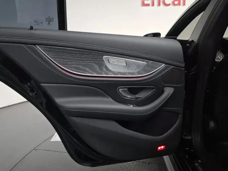 2022 Mercedes-Benz CLS с пробегом 24 821 км